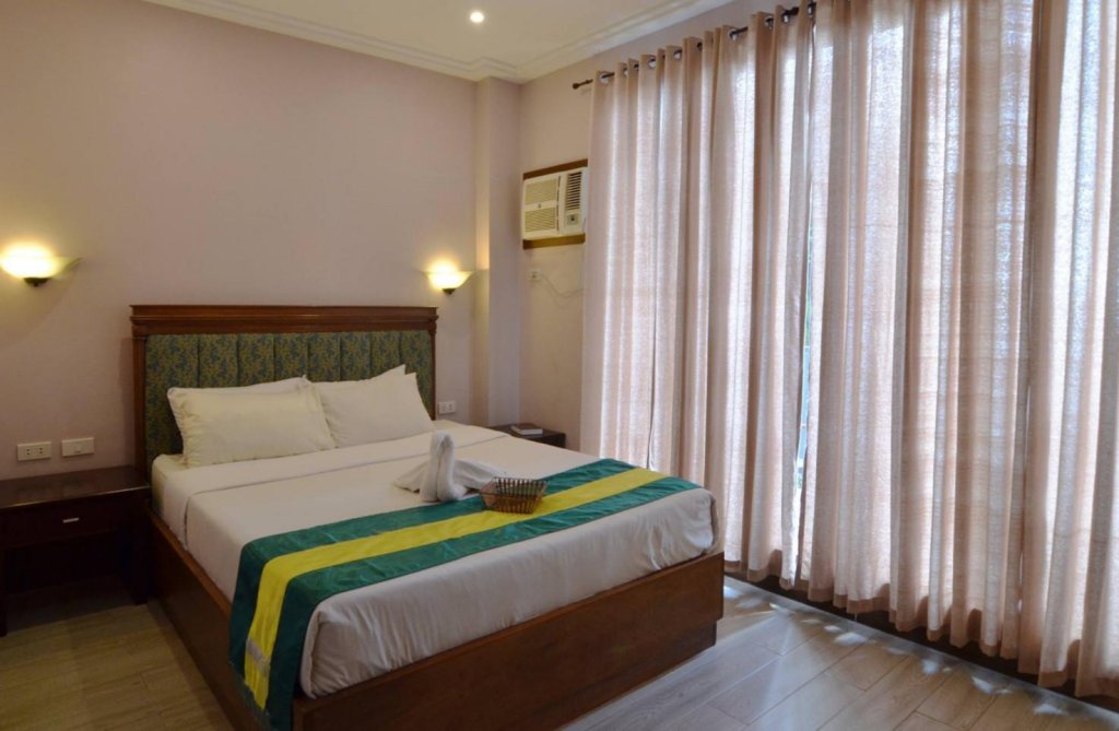 Фото The Windy Ridge