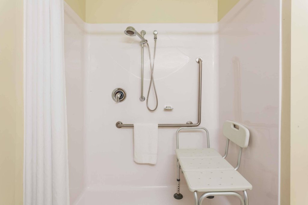 Фото Super 8 by Wyndham Campbellton NB