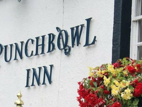 Гостиница Punch Bowl Inn