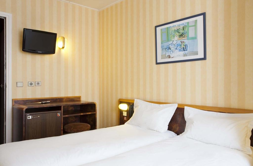 Фото Hotel Moulin Vert