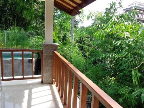 Фото Desak Putu Putra Hidden