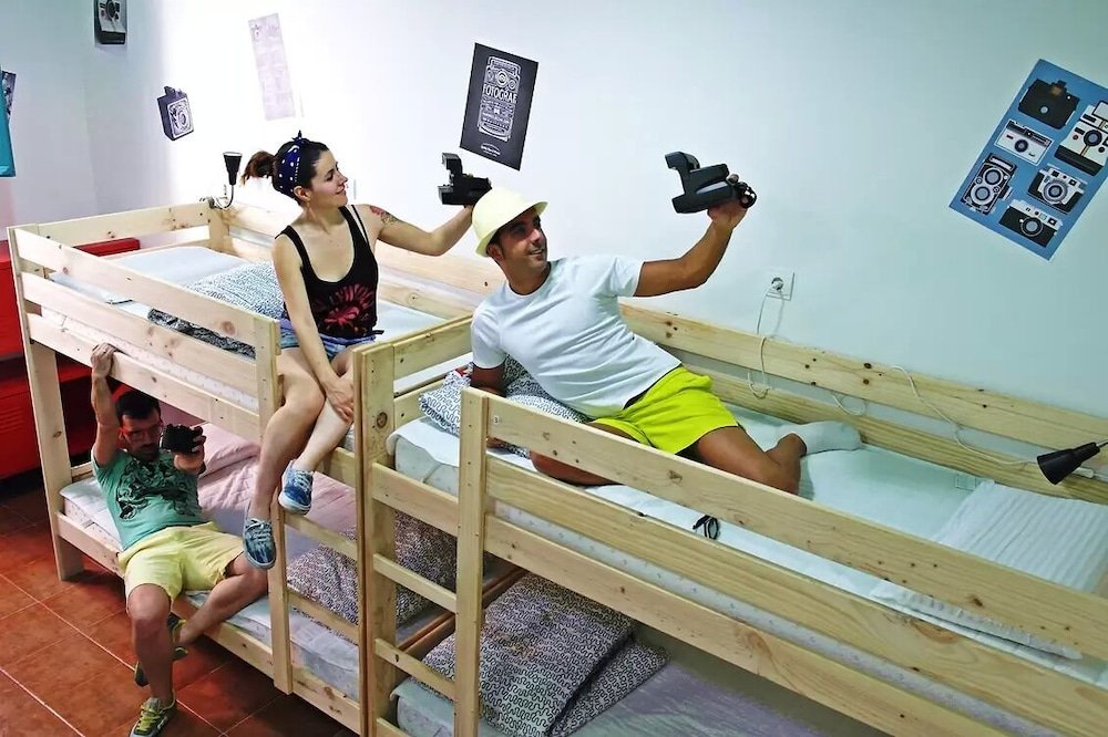 Фото Sevilla Kitsch Hostel Art