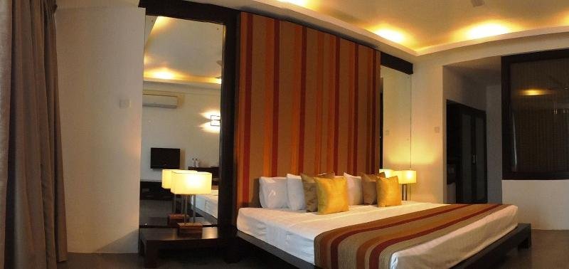 Фото The Tourmaline