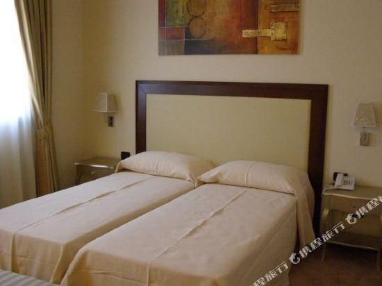 Фото Hotel For You
