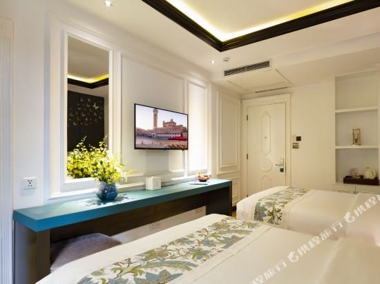 Фото A&em Saigon Hotel