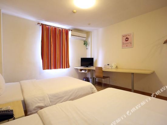 Фото 7 Days Inn Changsha Railway Station Square