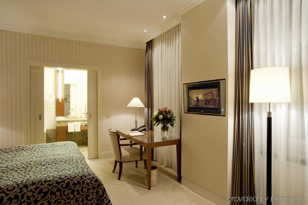 Фото Nassauer Hof