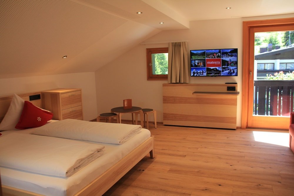 Фото Hotel Mateera