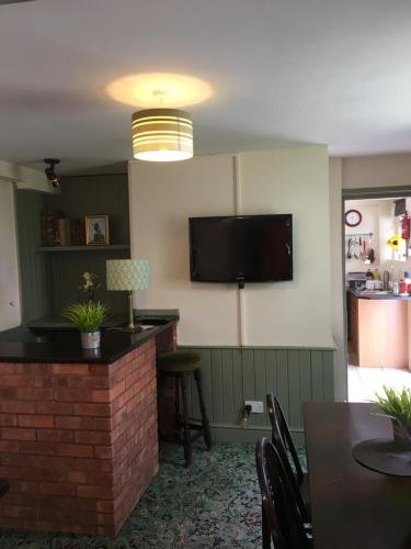 Фото Admiral Blake Guest House