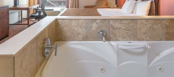 Фото Ramada by Wyndham Niagara Falls/Fallsview