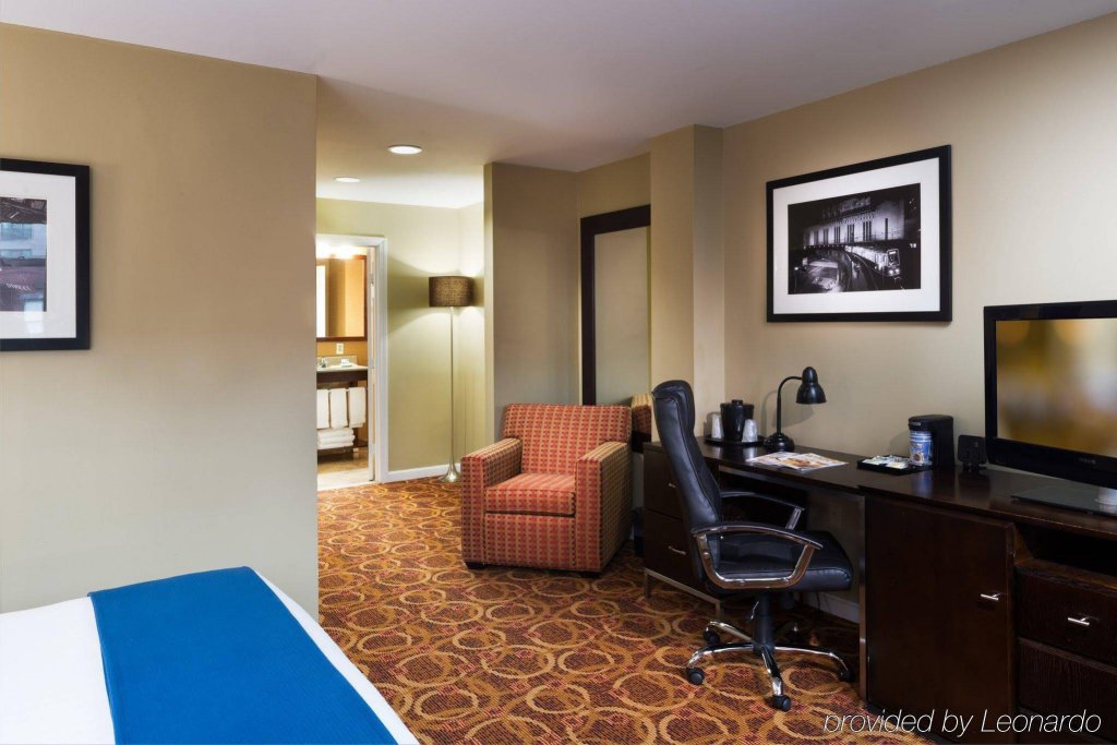 Фото Indigo Boston Garden