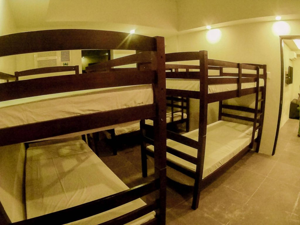 Фото Mabolo Royal Hotel