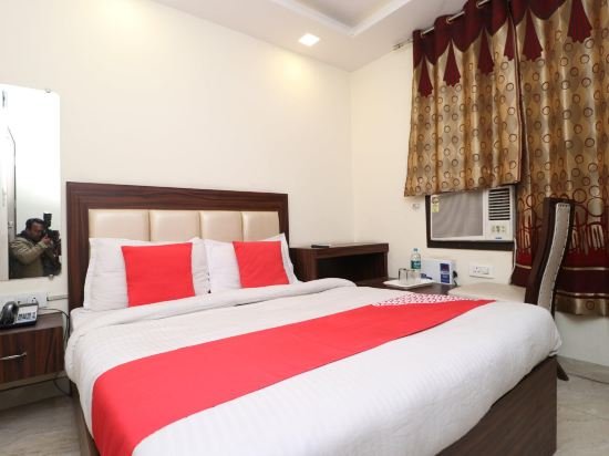 Фото Oyo 28646 Hotel Golden Heart