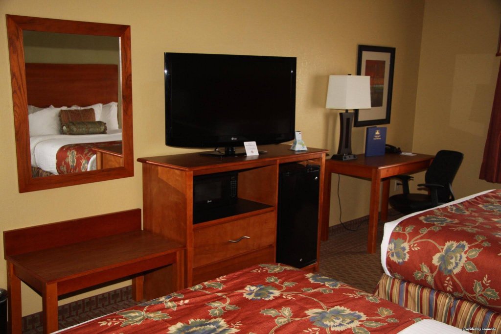 Фото Best Western Plus Jackson Downtown Colliseum