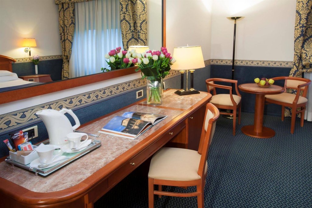 Фото Starhotels Vespucci