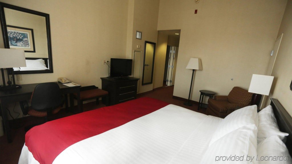 Фото Holiday Inn Matamoros