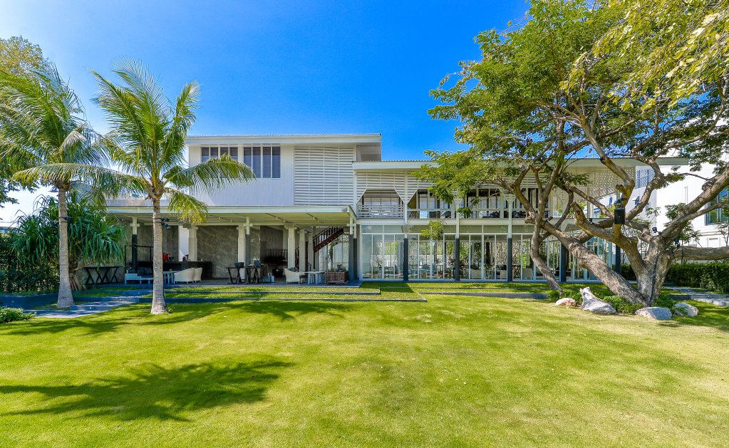 Фото Baba Beach Club Hua Hin Luxury Pool Villa Hotel by Sri Panwa