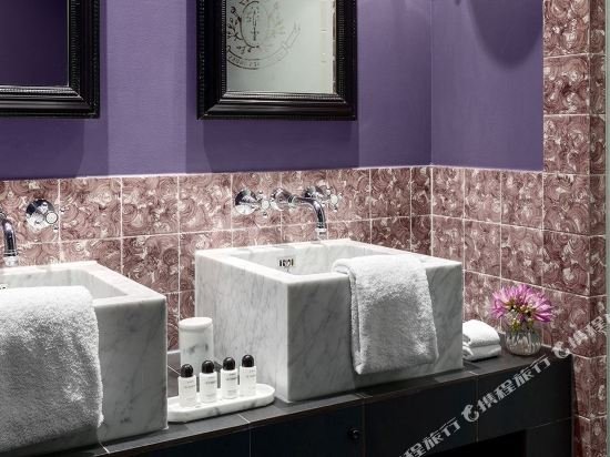 Фото Hotel Des Indes, a Luxury Collection Hotel, The Hague