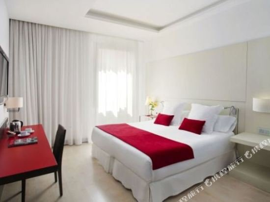 Фото Grupotel Gran Vía 678