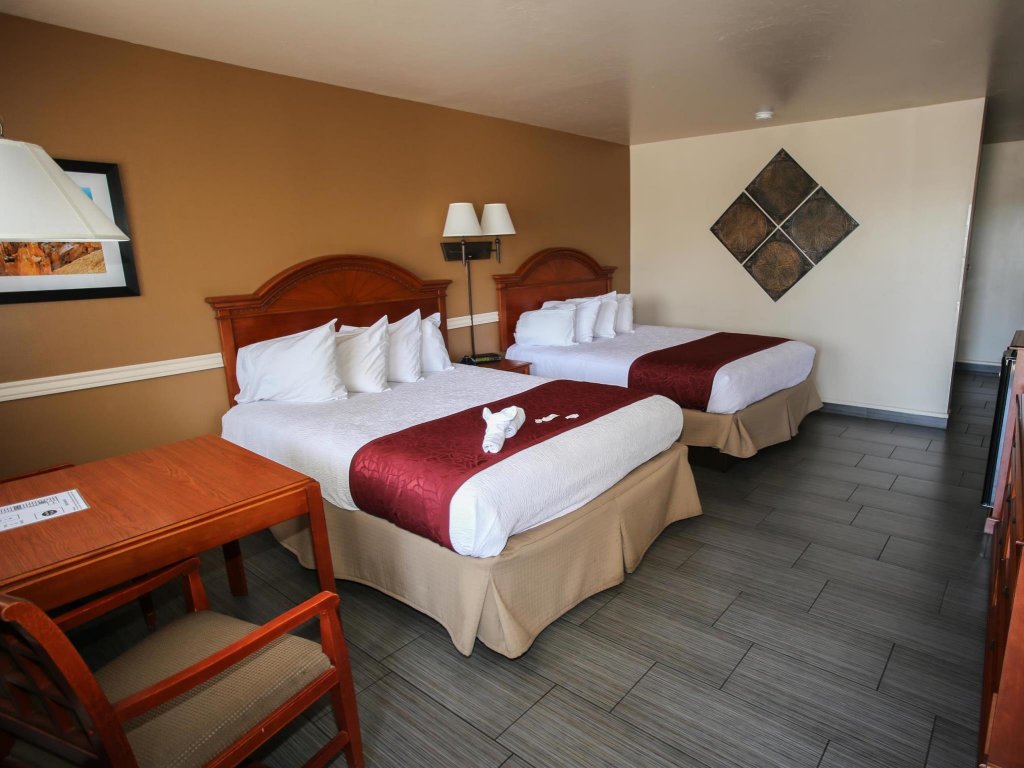 Фото Best Western Paradise Inn