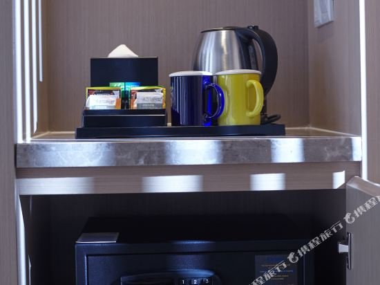 Фото Holiday Inn Express Shenyang Tawan