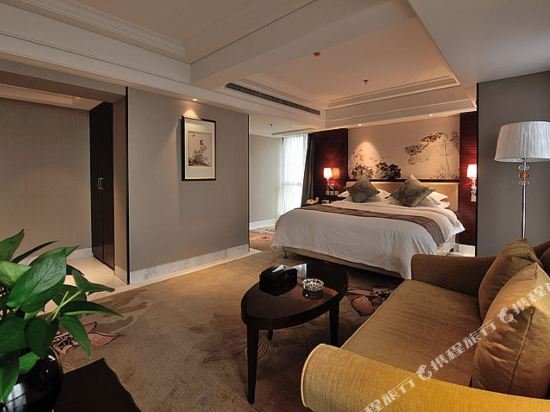 Фото China Palace Hotel