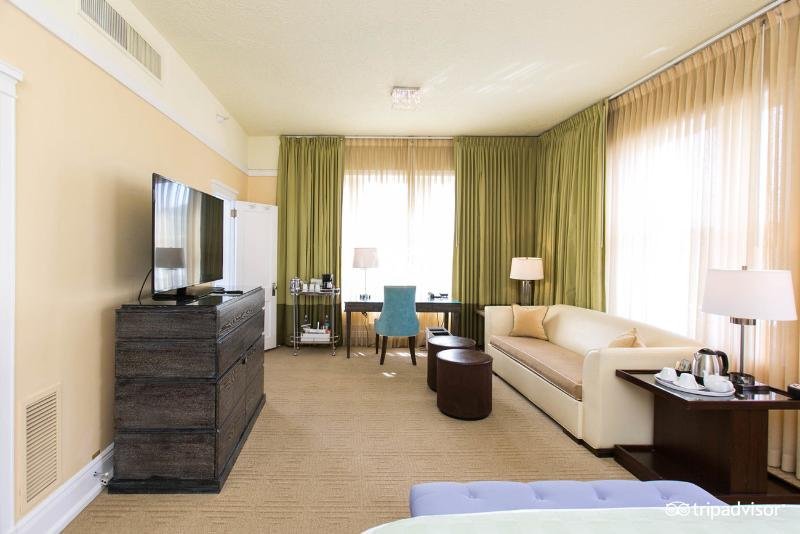 Фото Hotel deLuxe