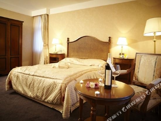 Фото Festa Winter Palace