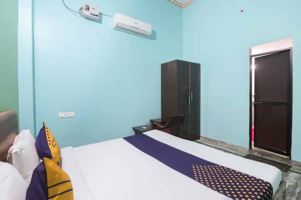 Фото Spot On 61644 Hotel Kumar Kripa