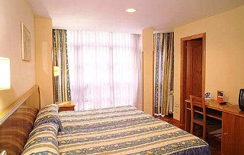 Фото Hotel Astures