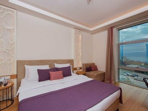Гостиница Wes Hotel Izmit в Измите
