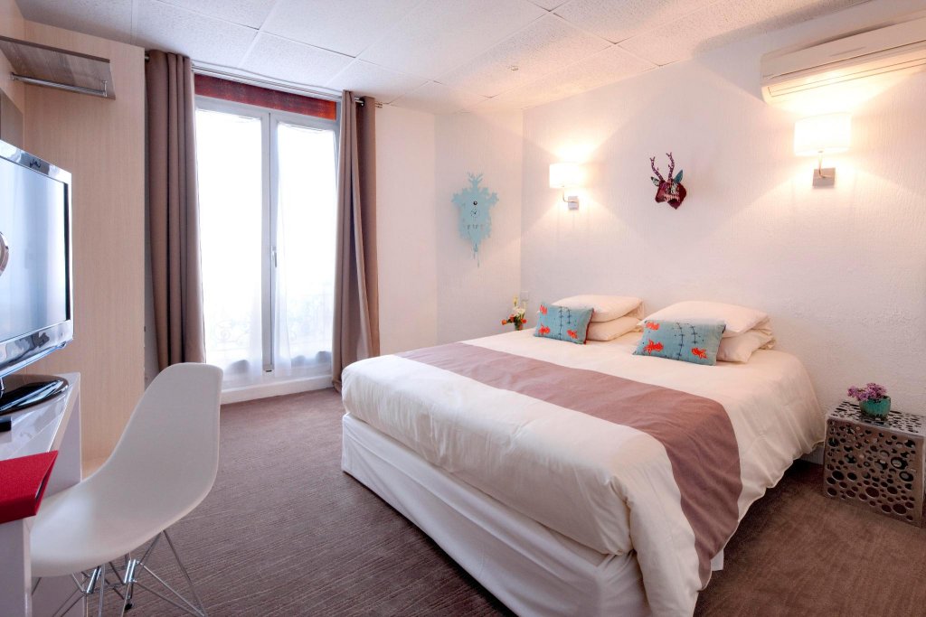 Фото Yelo Lumière by Sonder