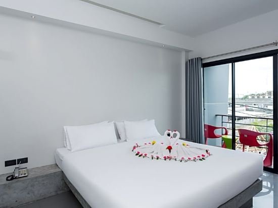 Фото Riverside Hotel