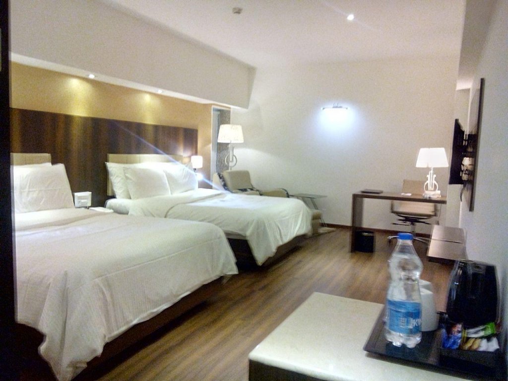 Фото Regenta Central Harimangla