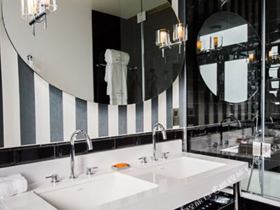 Фото The Ampersand Hotel