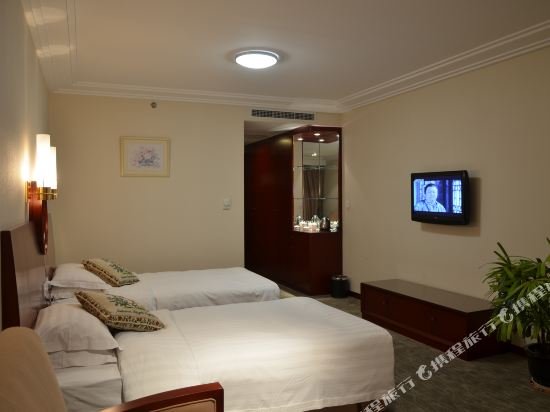 Фото Wuxi Lakeview Park Resort