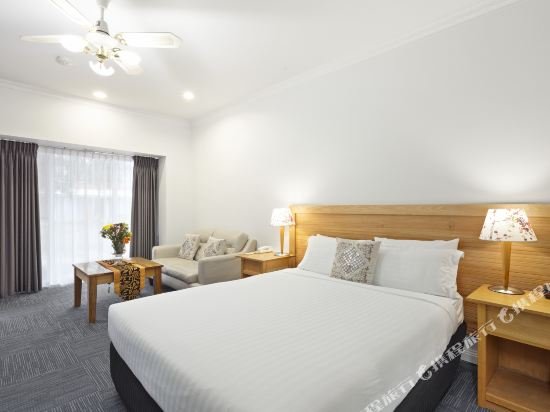 Фото Comfort Inn The International