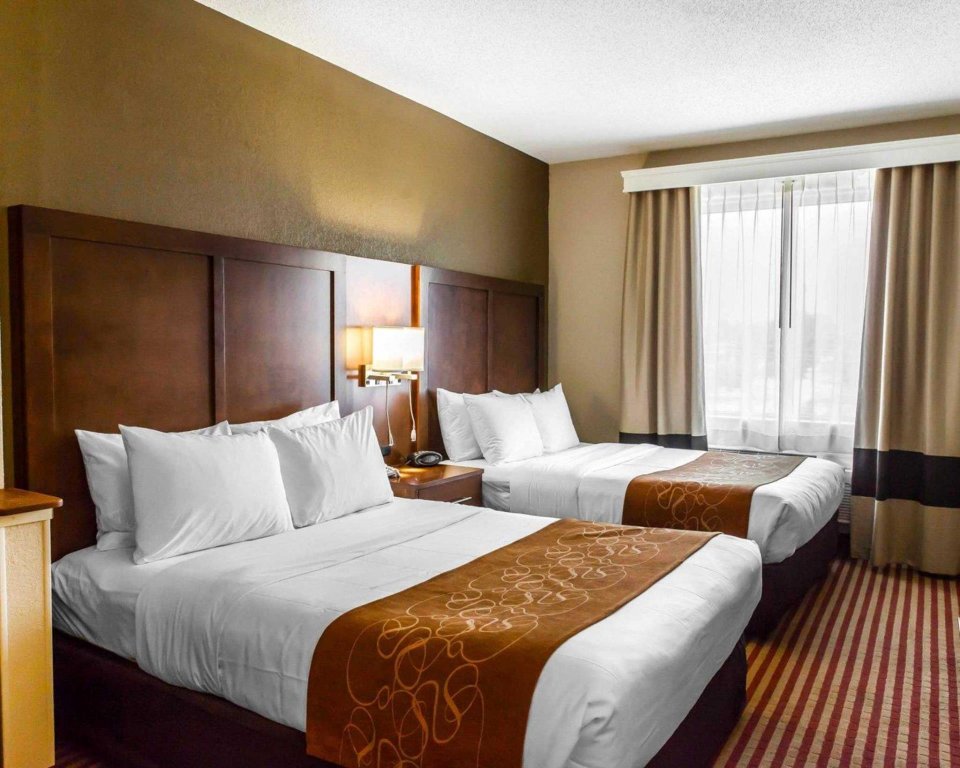 Фото Comfort Suites Raleigh Walnut Creek