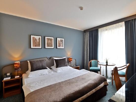 Фото Plaza Prague Hotel - Czech Leading Hotels