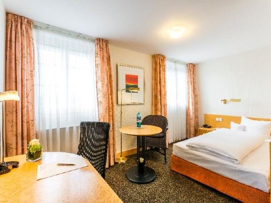 Фото Dom Hotel Limburg