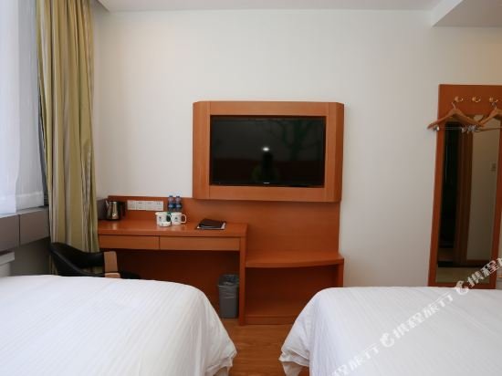 Фото Vatica TianJin NanKai Hardware Market West JieYuan Road Hotel