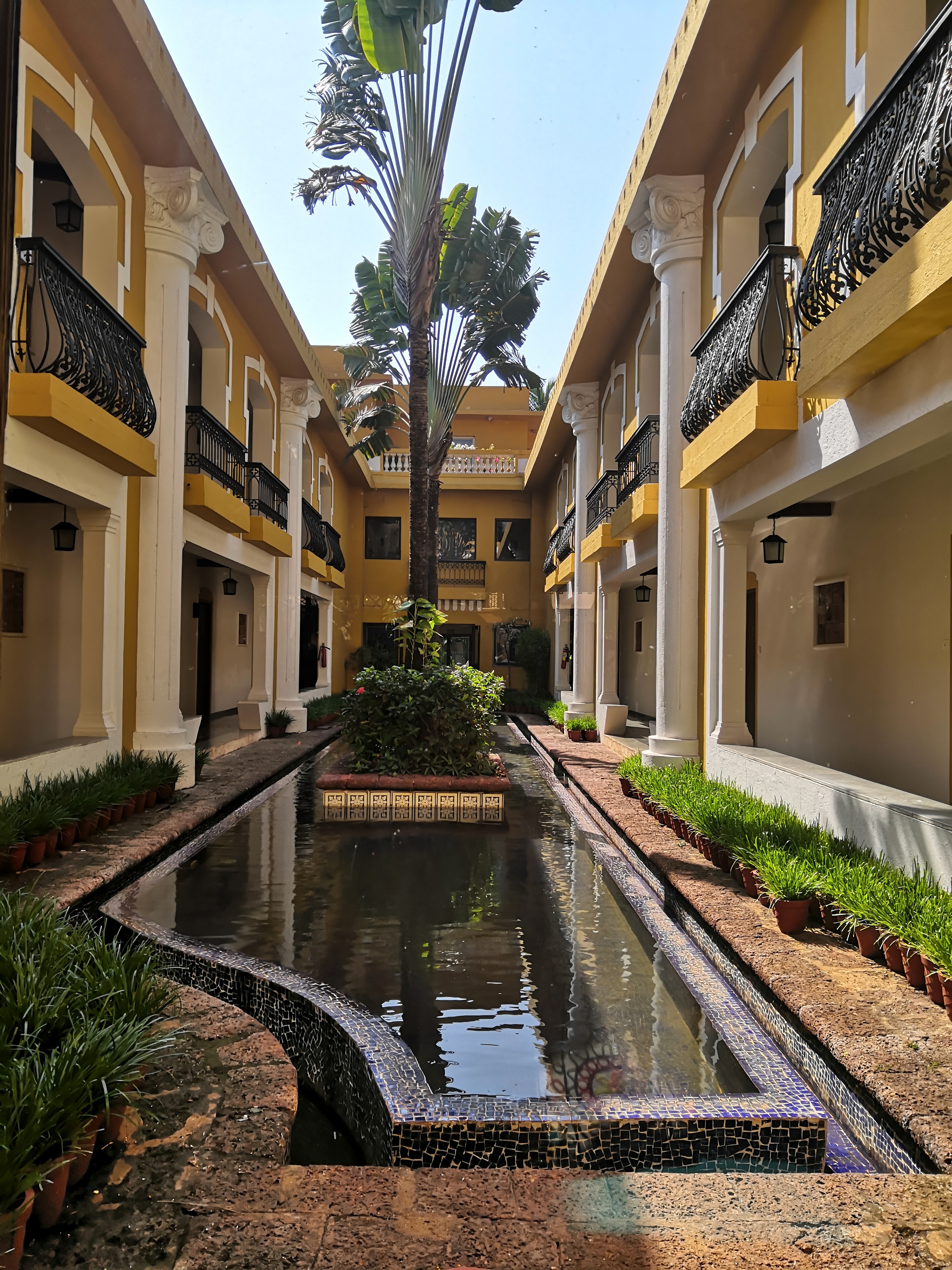 Фото Lemon Tree Amarante Beach Resort, Goa