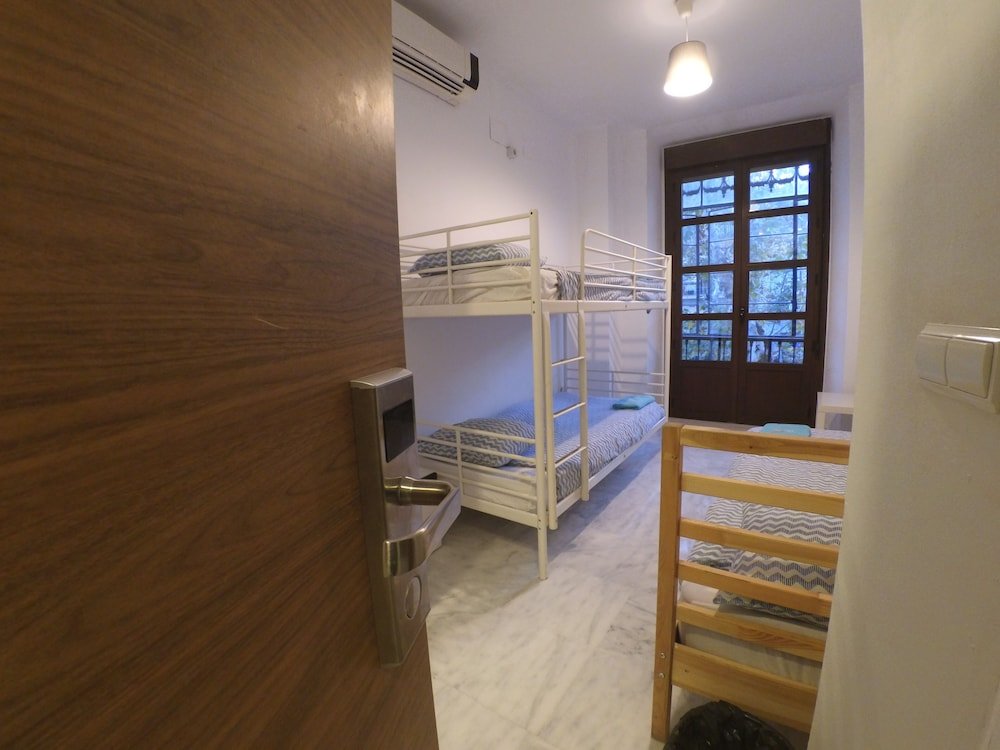 Фото The Spot Central Hostel