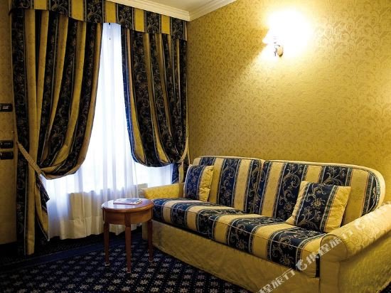 Фото Hotel Ovest