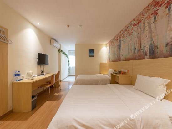 Фото 7 Days Inn Foshan Temple Baihua Squrare Branch