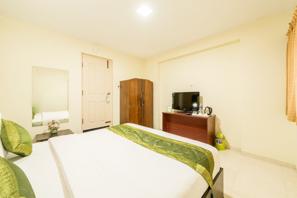 Фото Treebo Trend Whispering Meadows