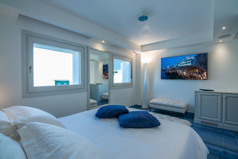 Фото Hotel Grotta Palazzese