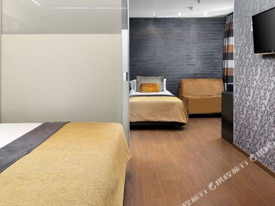 Фото Wilson Boutique Hotel