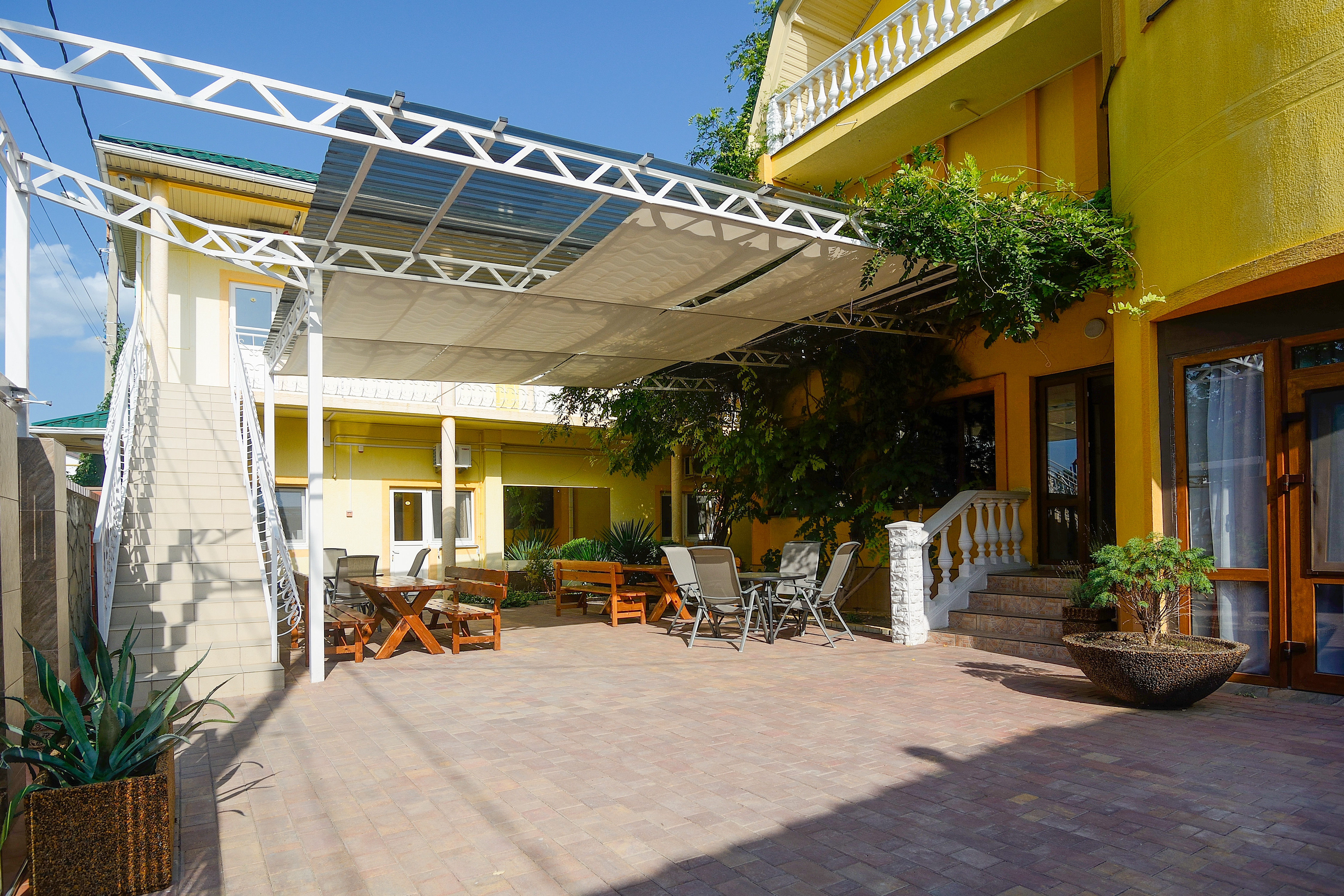 Фото Славянский