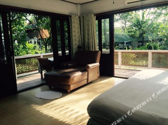 Фото Ruen Thai Rim Haad Resort